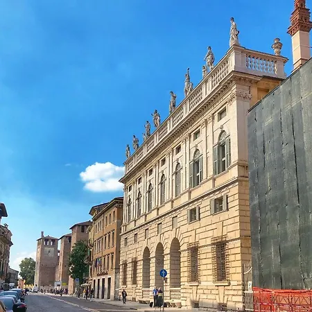 Castelvecchio - Palazzo Canossa Verona