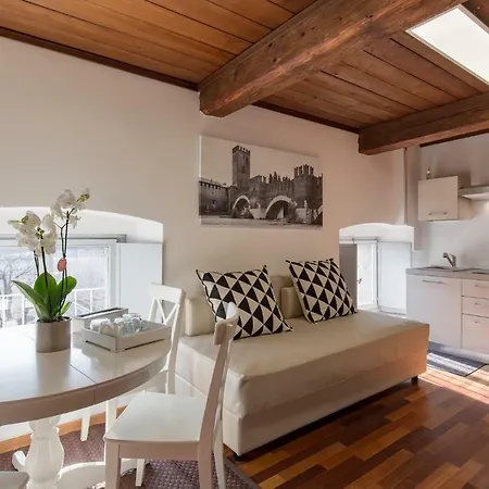 Apartment Castelvecchio - Palazzo Canossa Verona